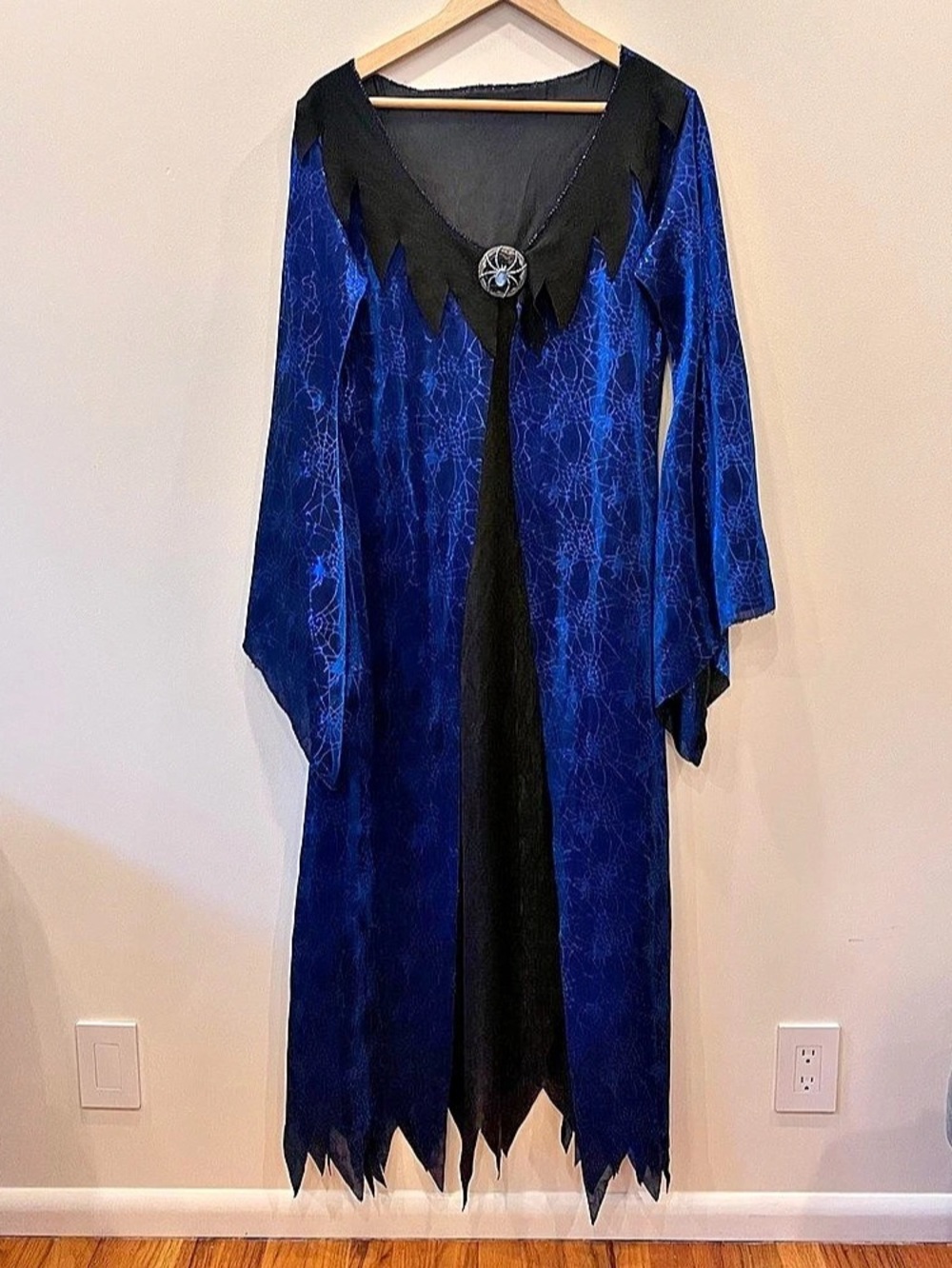 Blue Spider Witch Costume Cape Dress Blue Black Bell Sleeves Women’s M/L